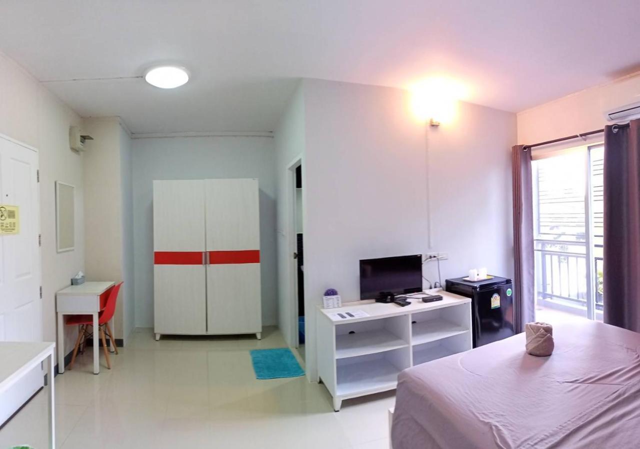 Room 9 Residence (Adults Only) Pluak Daeng Exterior foto